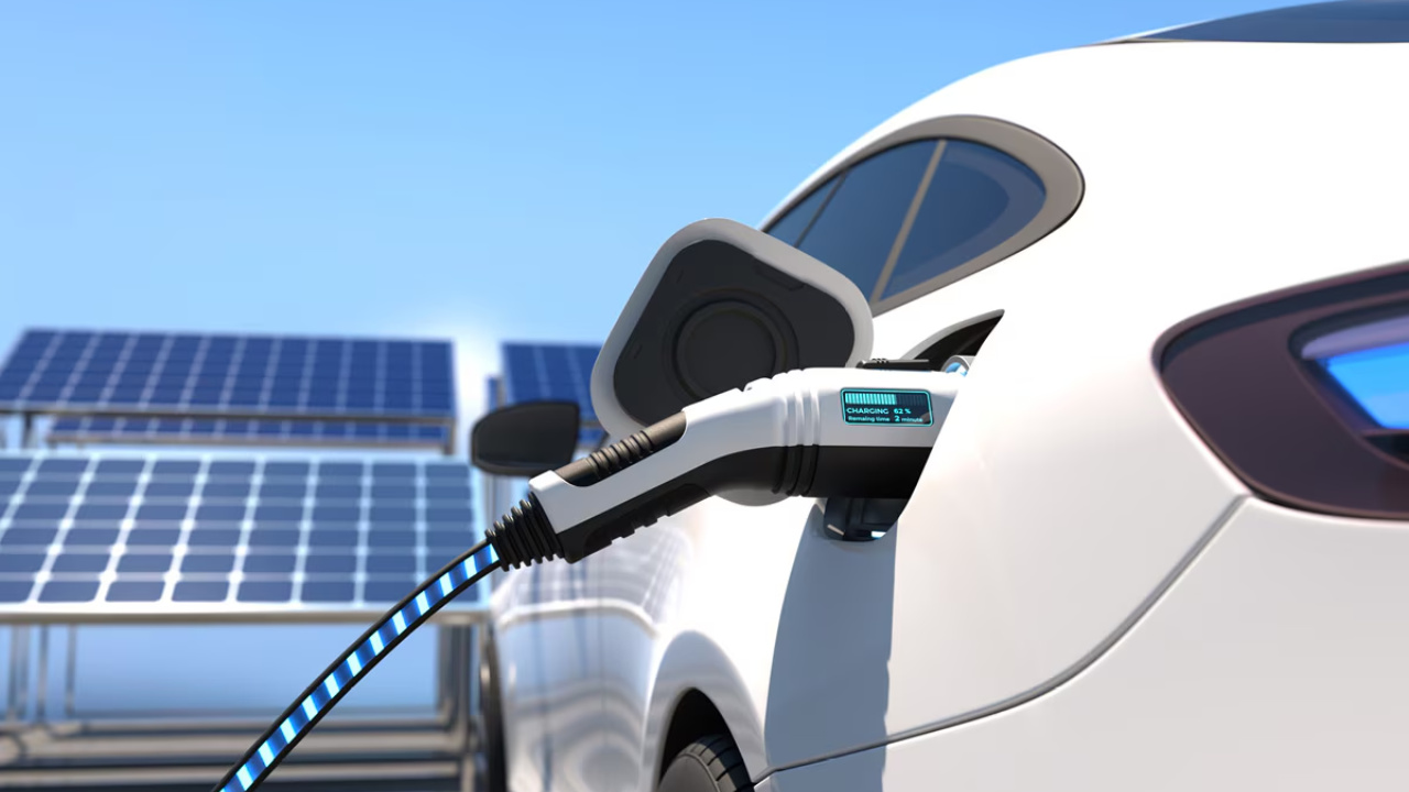 A MP 1.300/2025 pode encarecer a energia solar e o carregamento de carros elétricos no Brasil, afetando a economia doméstica e desestimulando novos investimentos no setor.