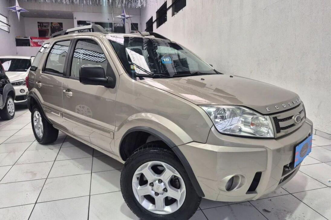 5 coches que nadie quiere, pero valen cada centavo: del Fiat Stilo al Ford EcoSport, los olvidados que aún son excelentes compras