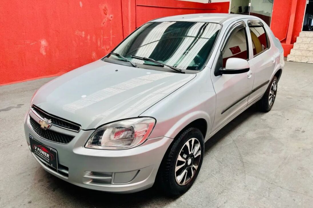 Guía de los mejores coches hasta 30 mil con motor económico, mantenimiento barato, enfoque en el consumo en la ciudad y consejos prácticos para elegir su coche usado con seguridad y bajo costo total.

