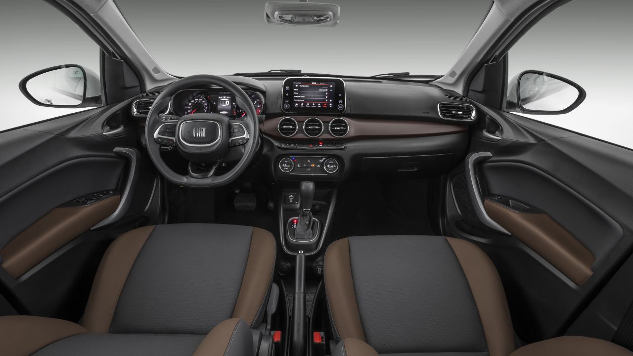 Conheça os carros econômicos 2025 que lideram o ranking de eficiência energética no Brasil. Onix, Kwid e Cronos se destacam pelo baixo consumo e ótimo desempenho.