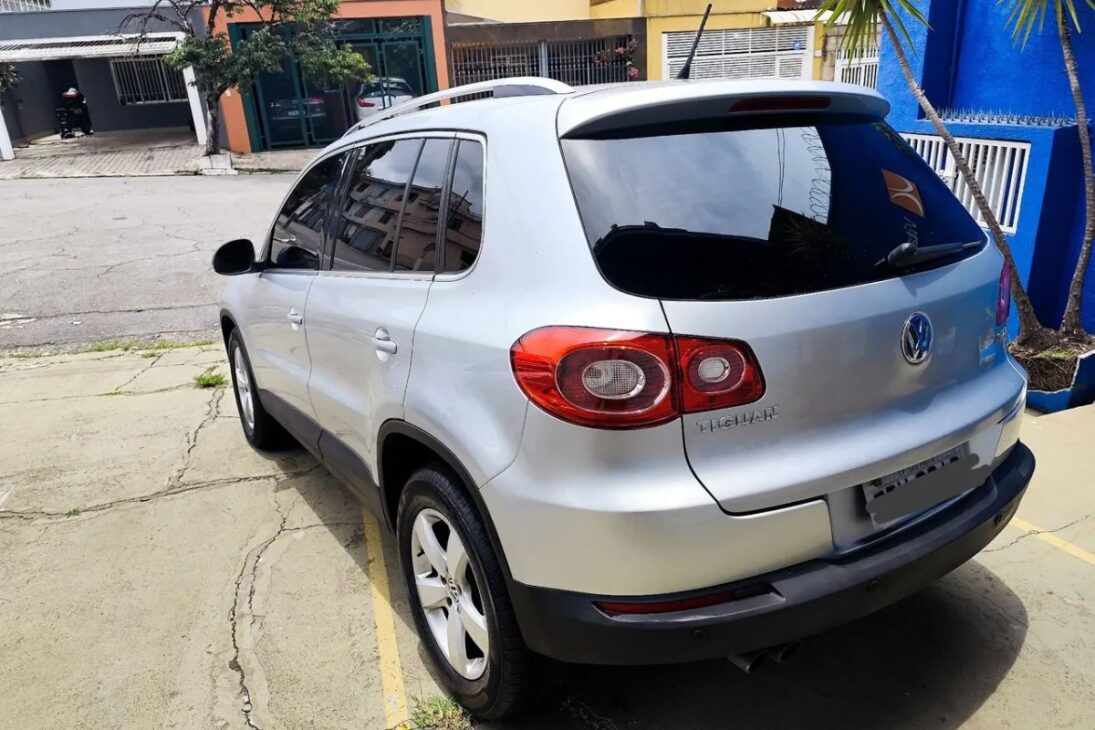 Entre los coches usados hasta R$ 40 mil, muchos esconden riesgos de taller, mantenimiento pesada y sorpresas en el presupuesto. Ve por qué ciertos SUV y sedán pueden convertirse en trampas.