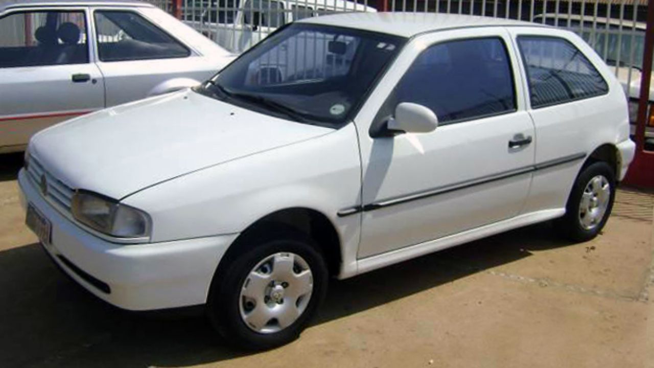 Descubre coches baratos y modelos económicos ideales para ti. Lista de coches resistentes con mantenimiento barato y potencial de valorización en el mercado.