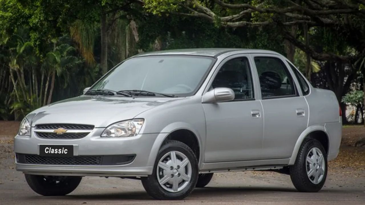 Descubre coches baratos y modelos económicos ideales para ti. Lista de coches resistentes con mantenimiento barato y potencial de valorización en el mercado.