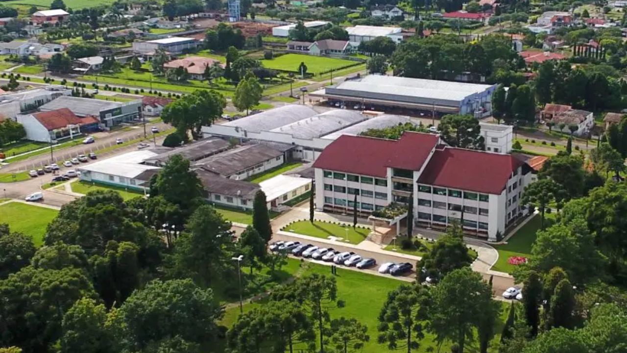 Cidade ganha apelido de 'Suíça brasileira' por conta de ordem e prosperidade econômica