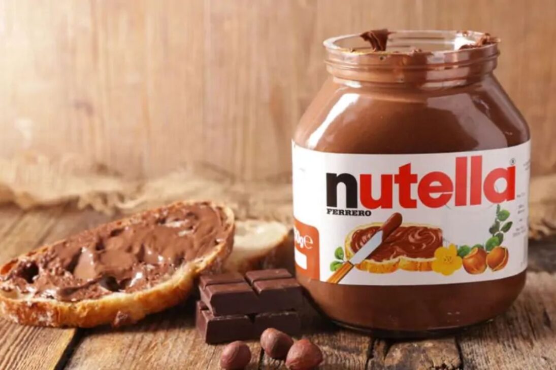 Nutella Combina Avellanas Seleccionadas, Cacao Africano Y Aceite De Palma Refinado En Una Receta Controlada Globalmente, Uniendo Tradición, Tecnología Y Calidad.
