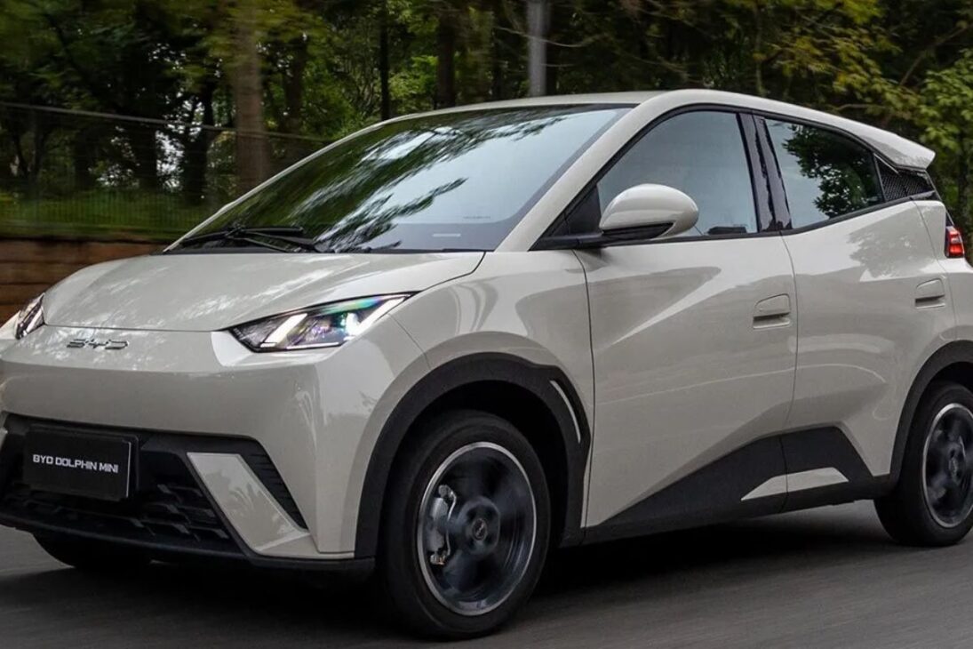 BYD lanza campaña de Black Friday con descuentos fuertes en la línea Song y en el Dolphin Mini, utilizando venta directa para reducir precios y atraer a quienes quieren migrar a electrificados.
