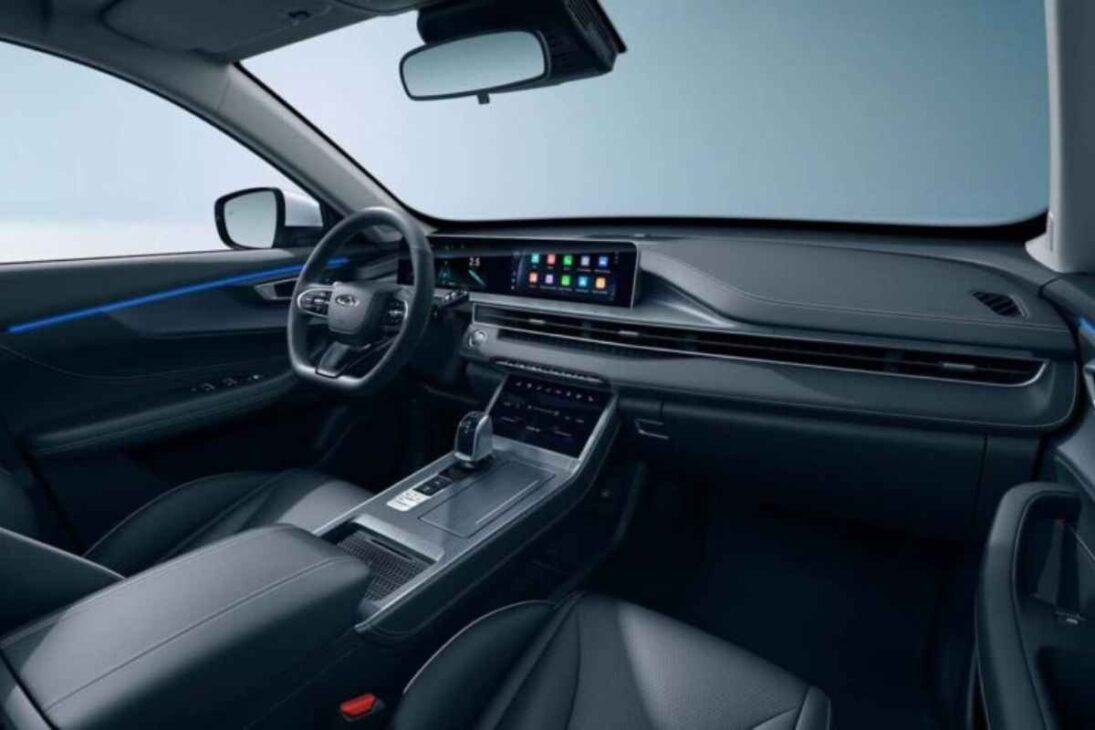 Tiggo 5X Pro 2027 llega con facelift, motor 1.5 turbo y caja CVT, pero aún genera dudas de consumo y coste/beneficio para quienes buscan un SUV compacto económico.