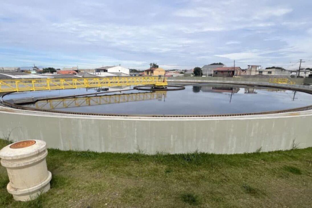 La Mayor Obra de Saneamiento del Sur en Curitiba Moderniza la ETE Atuba Sur, Amplía el Tratamiento de Aguas Residuales, Usa Biogás y Beneficia a 1 Millón de Habitantes.