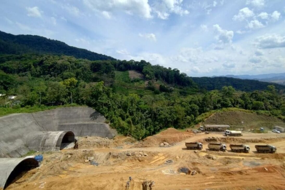 El túnel doble de la BR-280 avanza como obra clave de la duplicación de la BR-280, rediseña el tráfico en el Norte de SC y fortalece la logística regional al transformar la BR-280 en un corredor más seguro y eficiente.