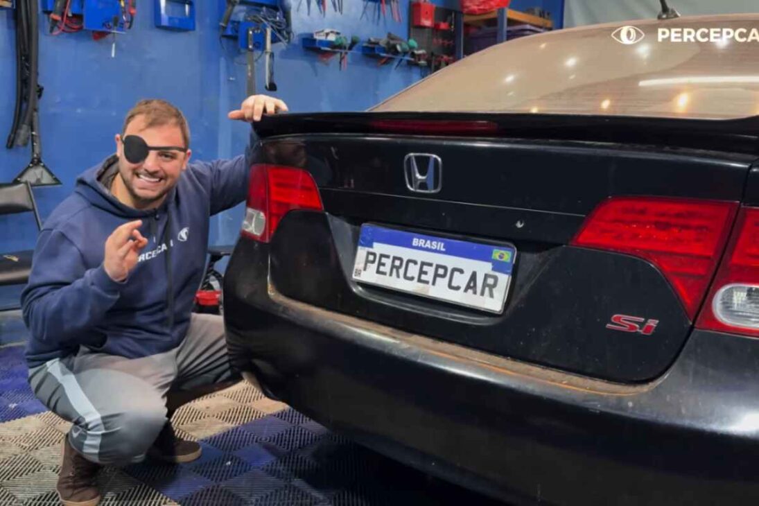 Investigamos un Honda Civic SI blindado de subasta, con marca de tiro, kilometraje cuestionado y motor K20 para revelar lo que la ficha de la subasta no muestra al comprador.