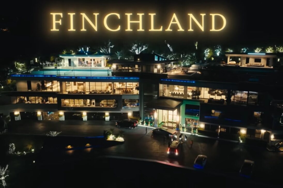 Tour por la mansión de R$ 350 millones en Los Ángeles de Thiago Finch, con cine, rooftop y piscina utilizados como escenario para mostrar cómo el marketing digital financia este estilo de vida