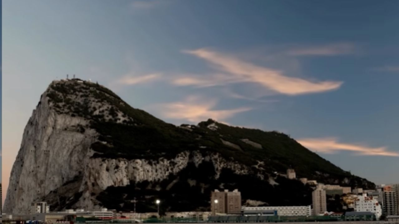 Entienda Cómo Europa Disputa Gibraltar Entre Reino Unido Y España Y Cómo El Proyecto Alantropa Intentó Rediseñar La Geopolítica Del Mediterráneo.