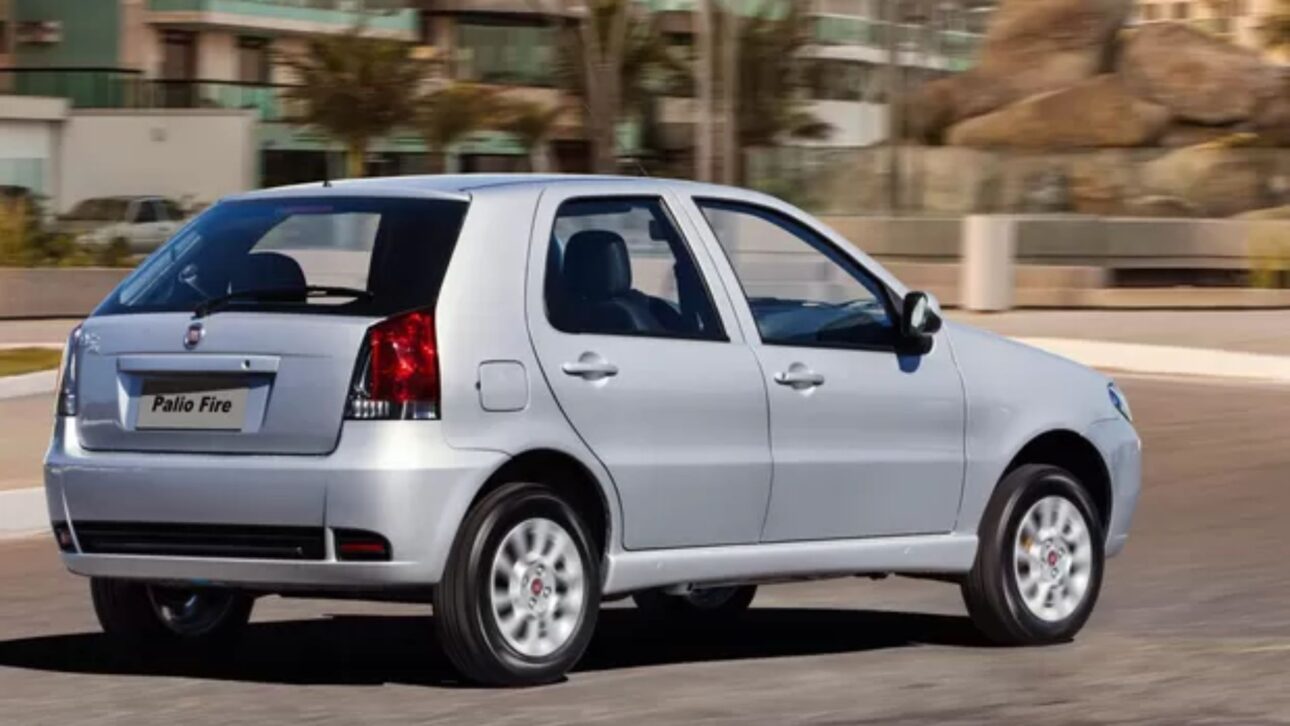 Fiat Palio Fire 2017 es un destacado entre usados por consumo bajo, mantenimiento barato y motor duradero que corre hasta 15 km/l.