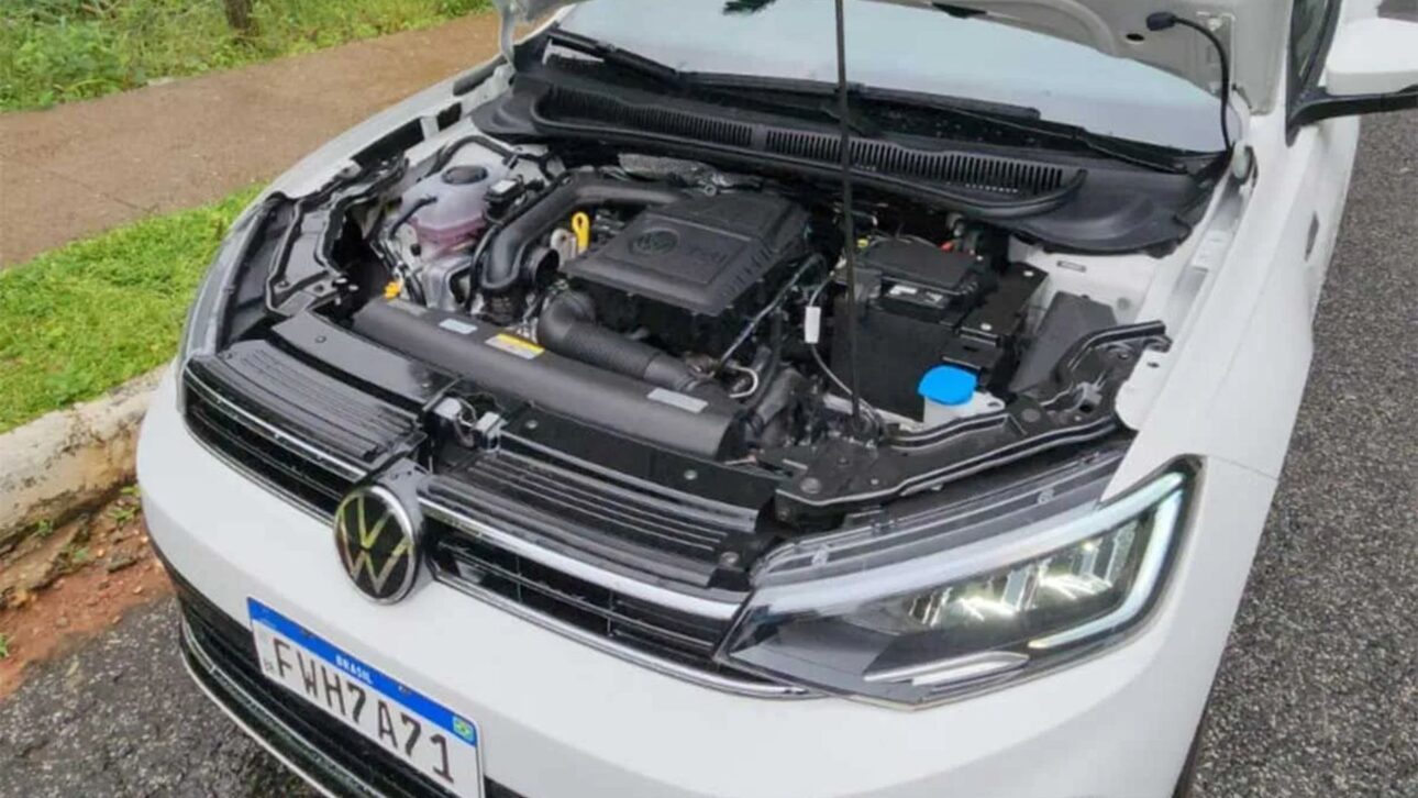 Conozca el VW Virtus Highline 2024: motor 1.0 200 TSI de 128 cv, hasta 706 km de autonomía y maletero de 521 l en el mercado de usados.