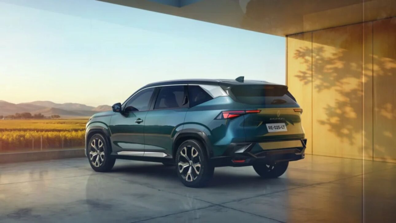 El Renault Boreal Hace Su Debut en Brasil con Motor 1.3 Turbo, Google Nativo y Maletero de 522 Litros para Competir con Compass y Corolla Cross.