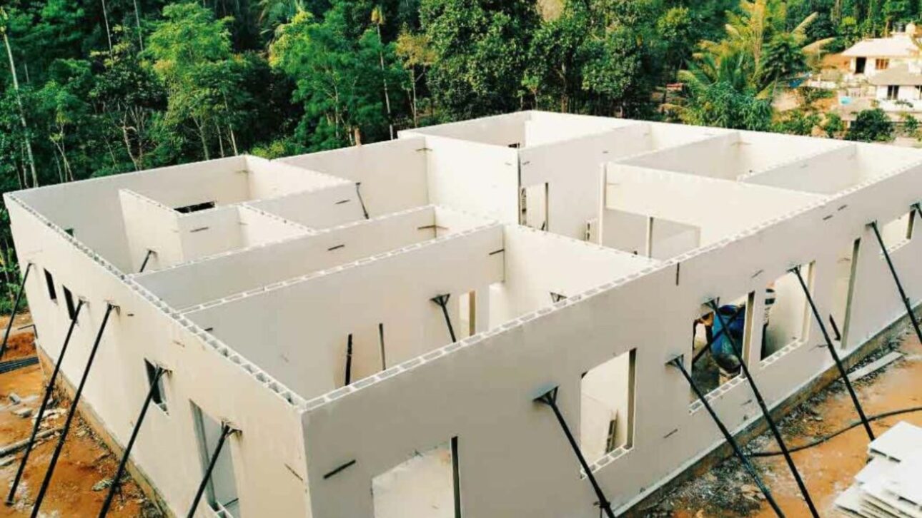 Los paneles GFRG modernizan la construcción civil con yeso reforzado, rapidez en el montaje y reducción de costos y residuos en las obras.