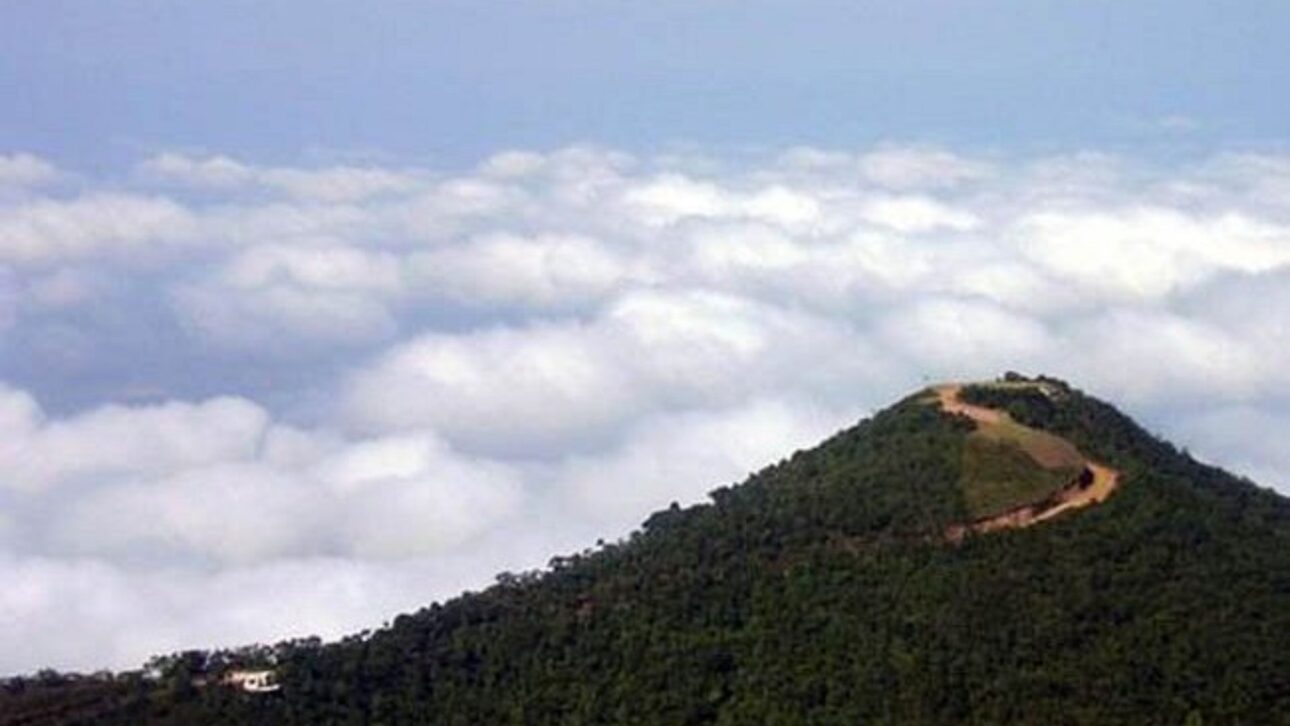 Descubra Santo Antônio do Pinhal, refugio serrano en la Mantiqueira con miradores, clima frío y naturaleza exuberante cerca de São Paulo.