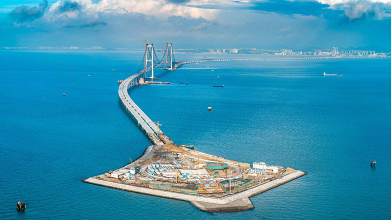 El túnel Shenzhen–Zhongshan establece 10 récords y se convierte en el más ancho del mundo, con 55,6 m, 5 km sumergidos y tecnología de tubos inmersos.