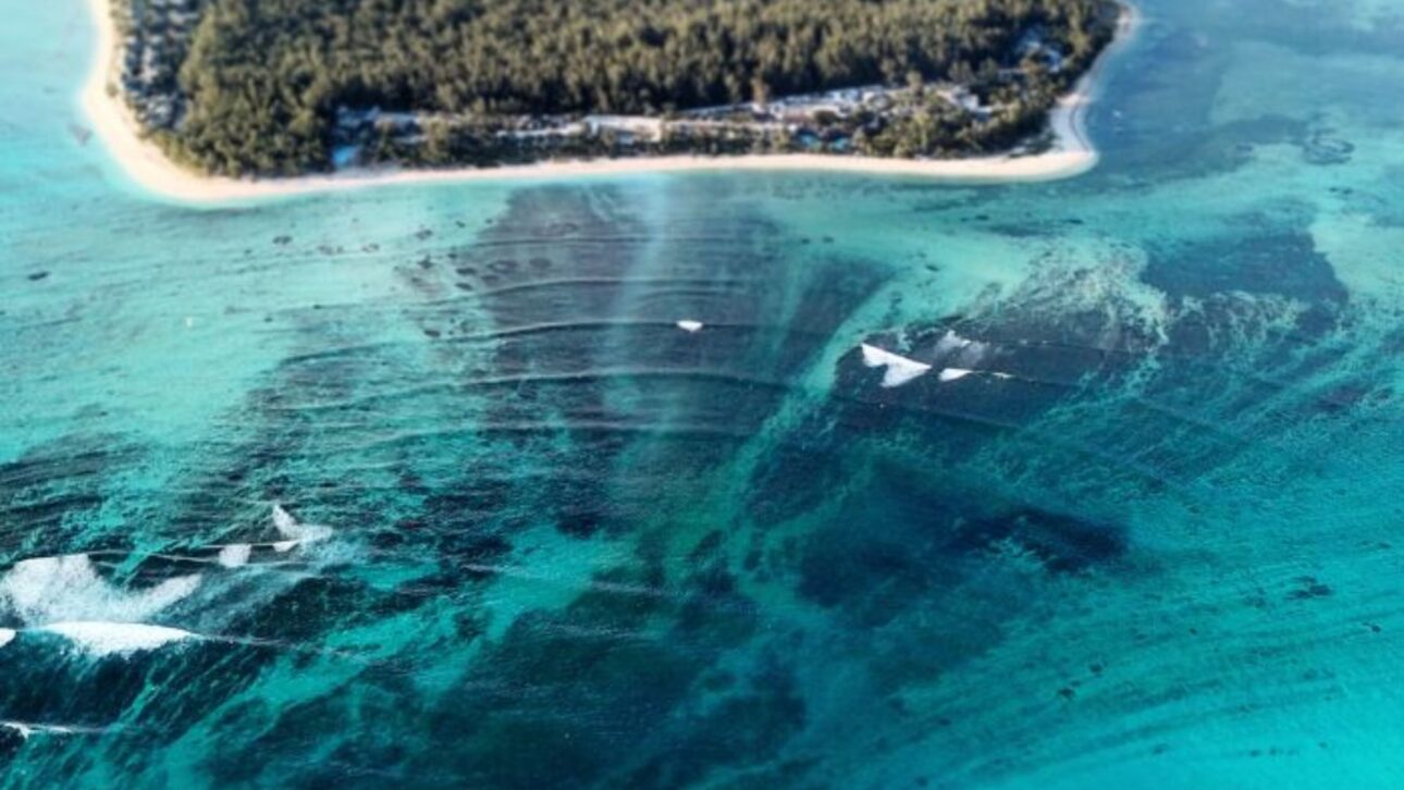 La mayor cascada del mundo se encuentra sumergida en el Estrecho de Dinamarca, con 3,5 km de altura y un gran impacto en la circulación de los océanos.