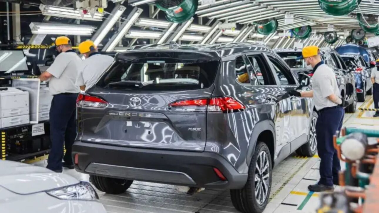 Toyota anuncia cierre de la fábrica de Indaiatuba en 2026 e invierte en una nueva fase en Brasil con Yaris Cross, Hiace y portafolio híbrido flex.