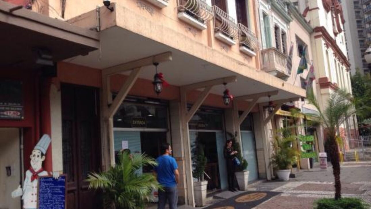 Panadería Santa Tereza Mantiene Recetas De 150 Años En El Centro De São Paulo Y Sigue Como Referencia Histórica, Turística Y Cultural De La Región De La Sé.