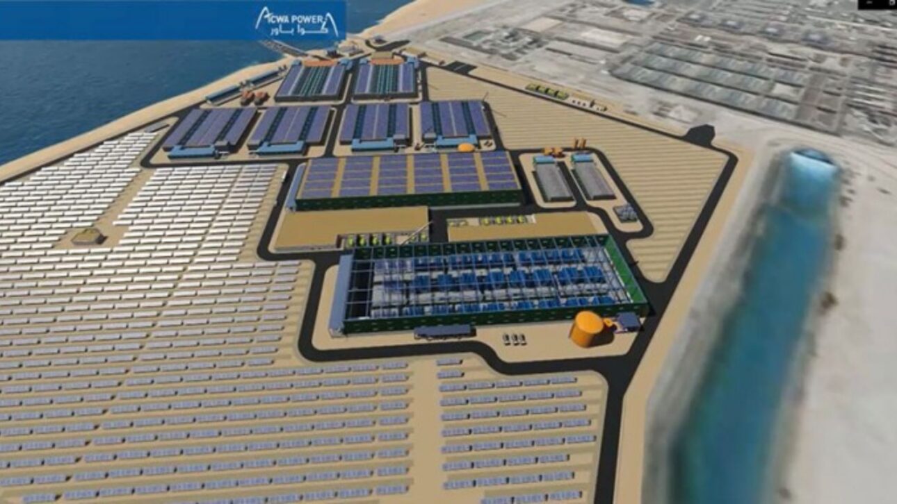 Módulos de membrana de ósmosis inversa en operación en la planta Al Taweelah alcanzan eficiencia energética de cerca de 2,81 kWh/m³. (Imagen: IDOM)