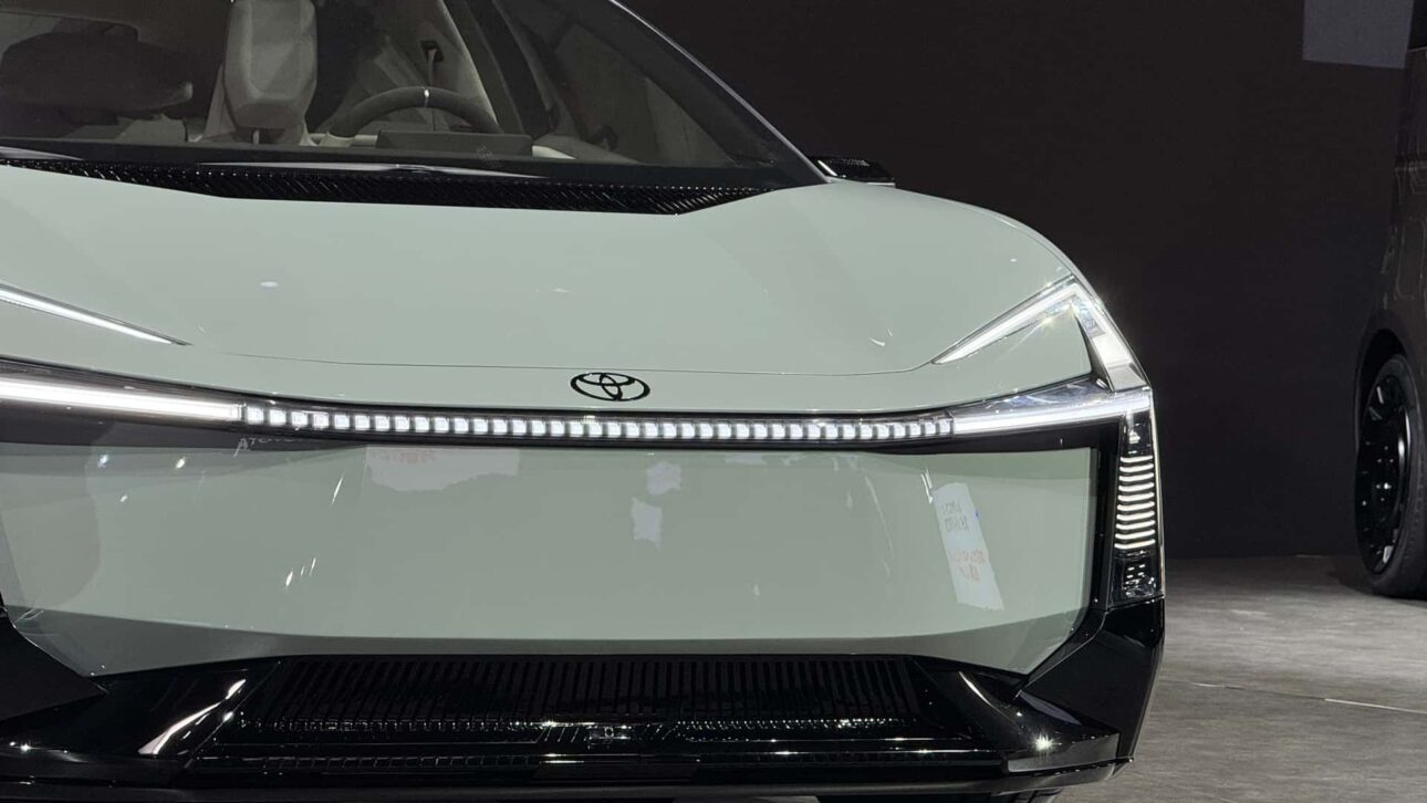 El Nuevo Toyota Corolla Llega Con Versiones Electrificadas, Autonomía De Hasta 2.100 Km Y Foco Global Para Enfrentar Rivais Como La BYD En El Mercado.