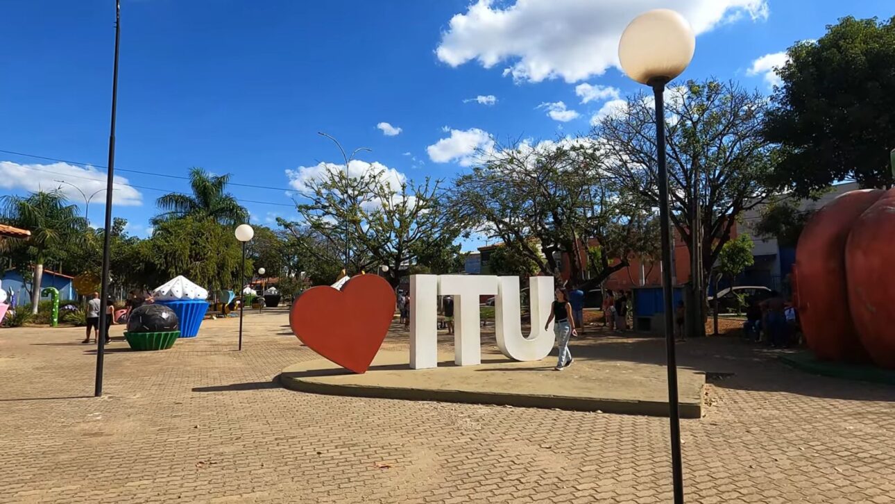 La Ciudad de los Exageros Atrae Turistas con Chocolate Artesanal, Atractivos Gigantes y Rutas Culturales a Pocos Kilómetros de la Capital Paulista.