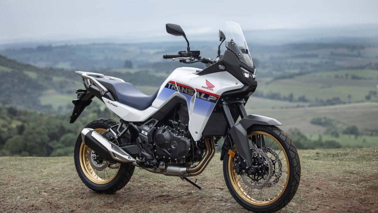 La Honda XL 750 Transalp 2026 estrena en Brasil con motor 755 cm³, electrónica completa y precio sugerido de R$ 65.545.