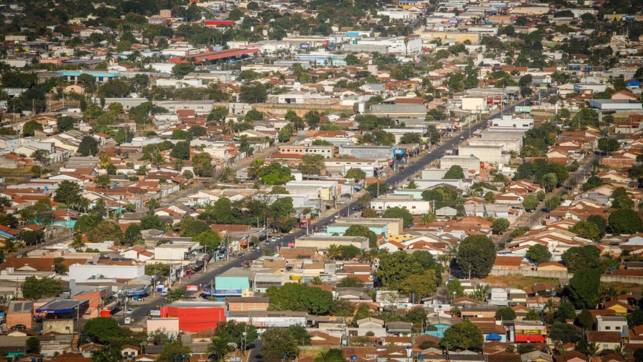 Santa Cruz de Minas es el menor municipio de Brasil, con apenas 3,6 km² y alta densidad urbana, enfrentando desafíos únicos de gestión pública.