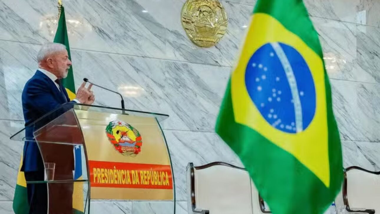 Brasil condiciona acceso a minerales críticos a la industrialización en el país, con Lula reforzando soberanía, energía verde y atracción de inversiones.