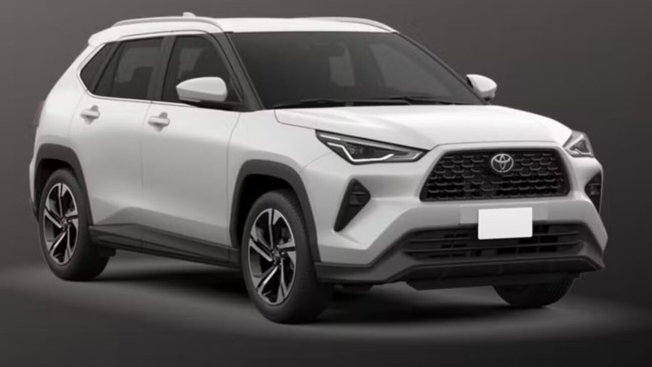 Nueva versión más barata del Toyota Yaris Cross debe tener motor 1.5 flex, consumo eficiente, menos equipamientos y precio estimado próximo de R$ 150 mil.