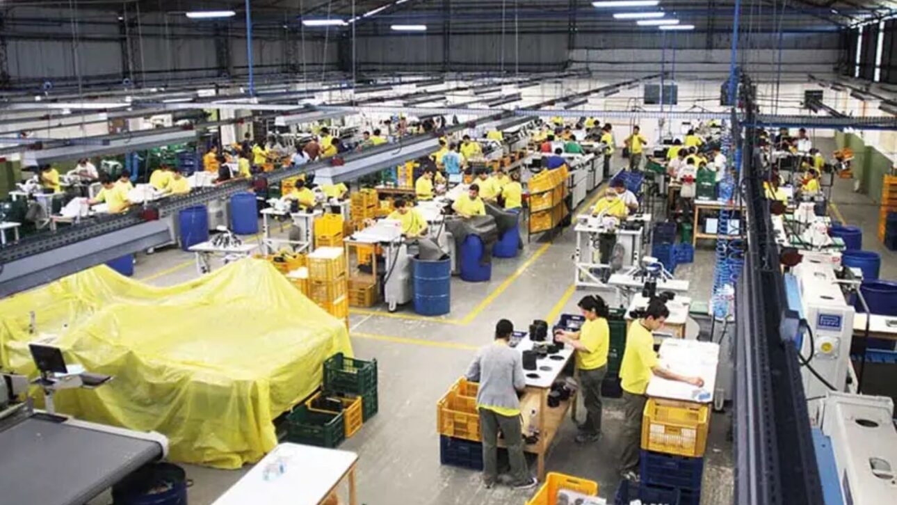 Complexo de maquiladora paraguaia usado para exportação, com cerca de 71% das empresas sob controle de brasileiros. (Imagem: Divulgação / Ministério de Indústria e Comércio do Paraguai)