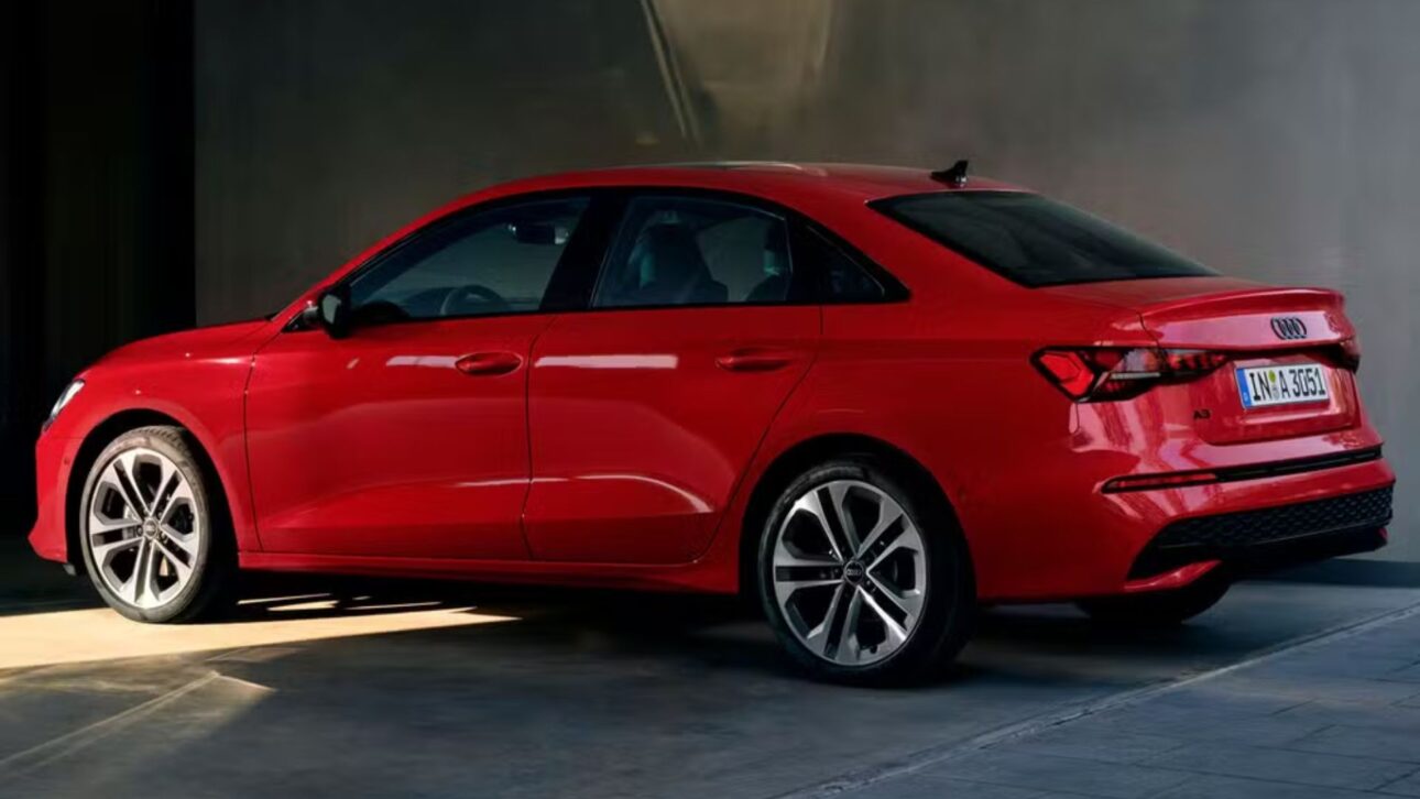 Audi A3 2025 tiene el mismo motor del Golf GTI, desempeño fuerte y precio hasta R$ 120 mil menor, destacando gran costo-beneficio.