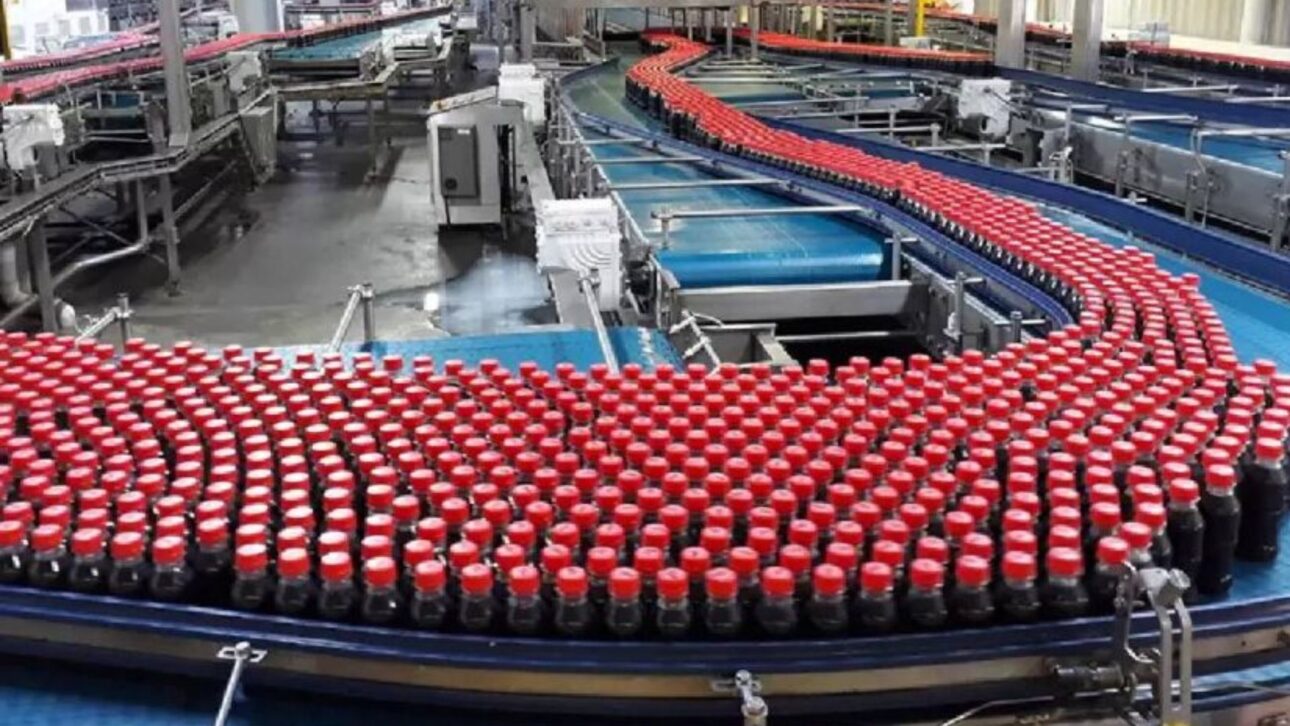 La mayor fábrica de Coca-Cola en el mundo opera en Jundiaí con producción de 2 mil millones de litros y logística que abastece gran parte del Sudeste.