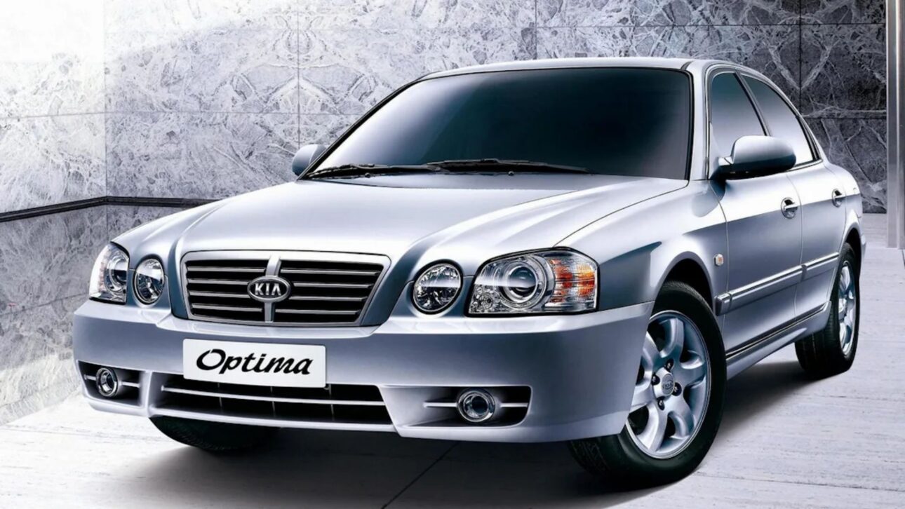 Cinco carros antes criticados pelo visual agora exibem design de luxo e reposicionam suas marcas com estilo refinado e identidade moderna.