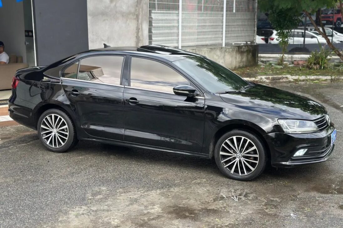 Cinco Autos De Lujo Que Ya Costaron Caro Y Hoy Valen La Inversión: Conforto, Motor Potente, Bajo Consumo Y Calidad Por Precio De Usado.