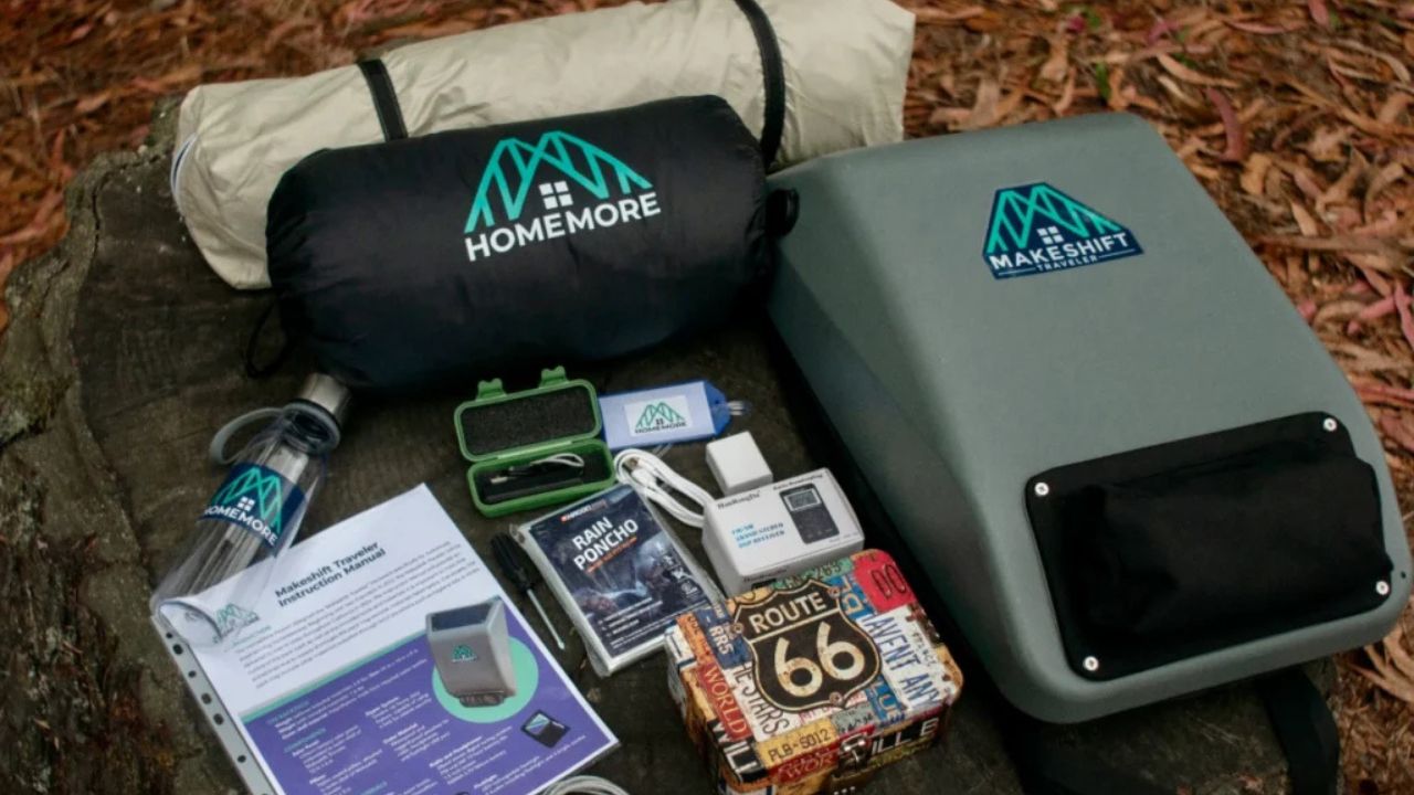 HomeMore Project desarrolla mochila solar que se convierte en refugio y amplía la autonomía de personas en situación de calle con tecnología accesible