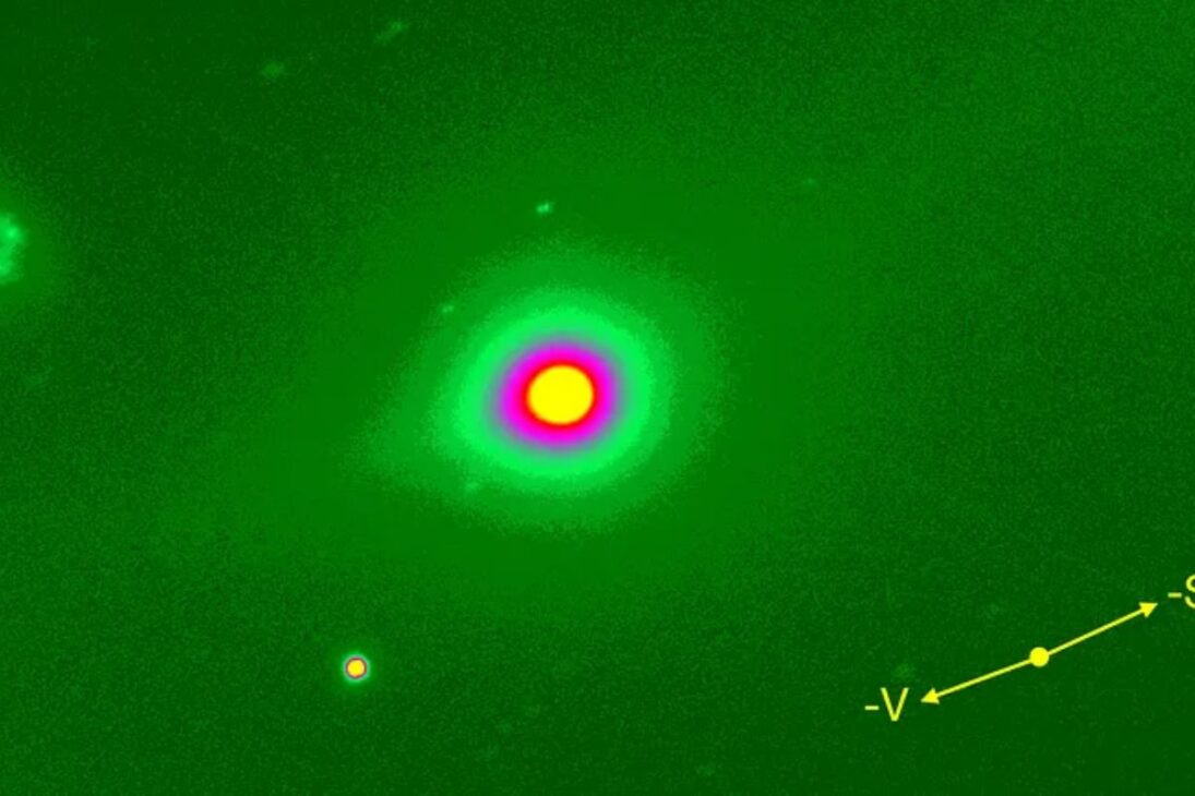 Nuevas imágenes del 3I/ATLAS revelan un cometa interestelar intacto tras el perihelio, con chorros gigantes que intrigan a Avi Loeb y amplían el debate científico sobre su verdadera naturaleza.