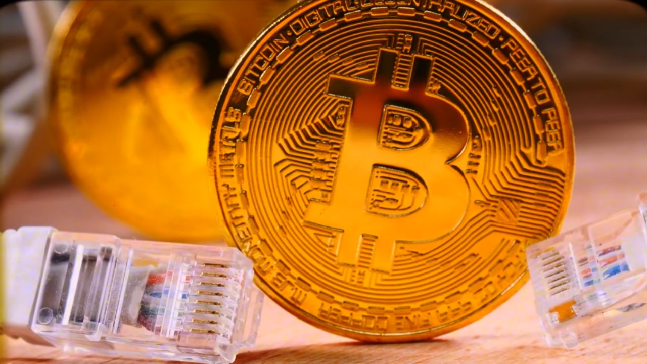 Jimmy Zhong hackeó el Silk Road en la Dark Web, robó Bitcoin y vivió como billonario por 10 años. Descubre la historia real y el secreto del Cheetos.