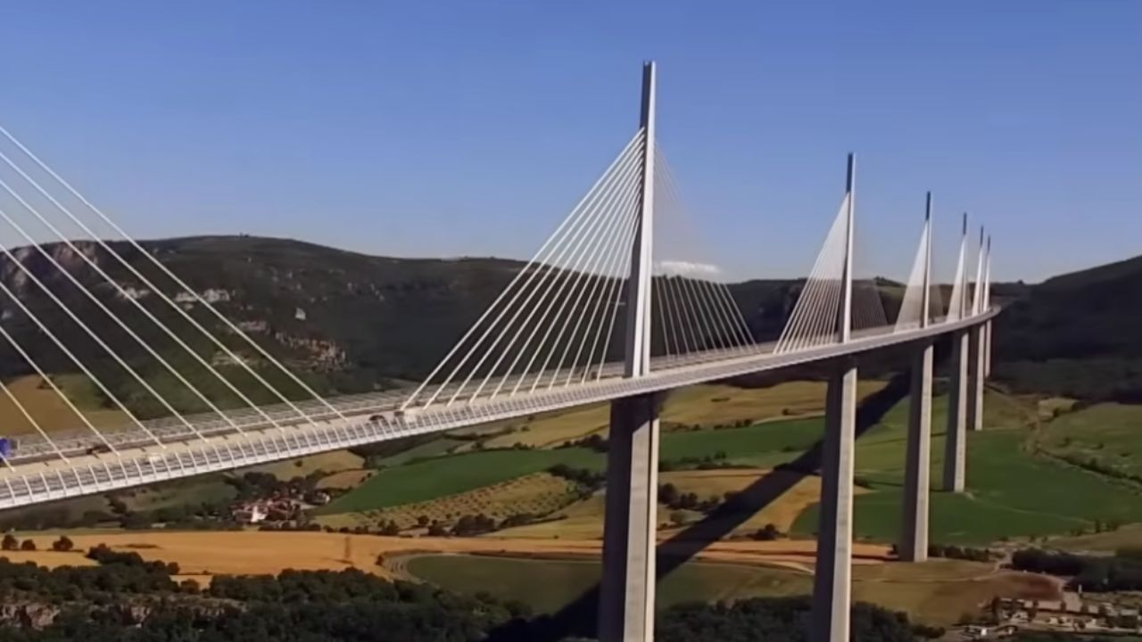 Imagen: Viaducto de Millau