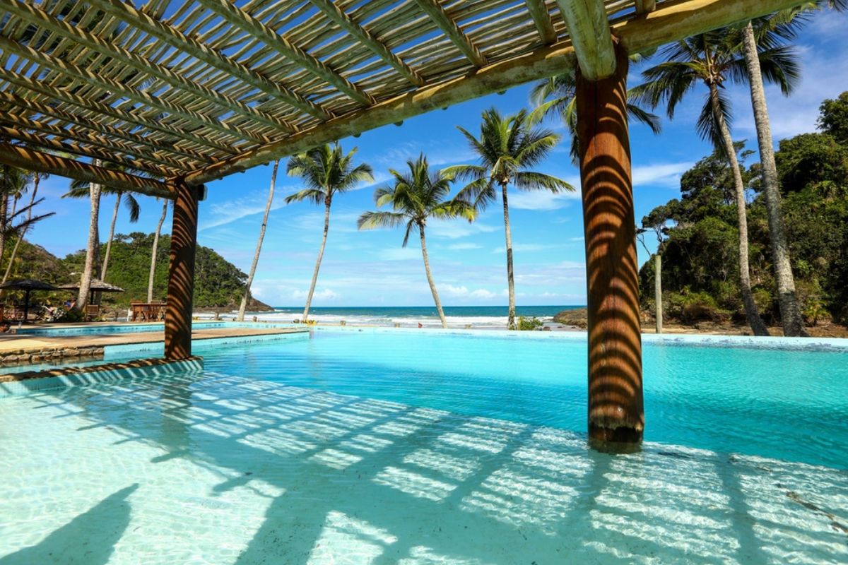 Itacaré é um paraiso brasileiro no litoral sul da Bahia, com praias incríveis, trilhas e cachoeiras, destaque em ecoturismo e estrutura completa para turistas.