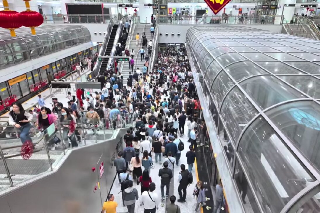 Shenzhen ya vive en 2050: metro automático, arquitectura futurista y billete digital hacen que la ciudad parezca una mezcla de aeropuerto con película de ciencia ficción