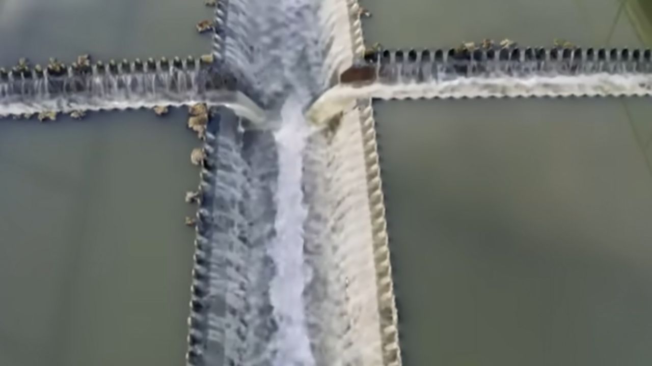 Ósmosis inversa y desinfección avanzada hacen que el alcantarillado se convierta en agua potable en el tratamiento de agua moderno para ciudades e industrias.