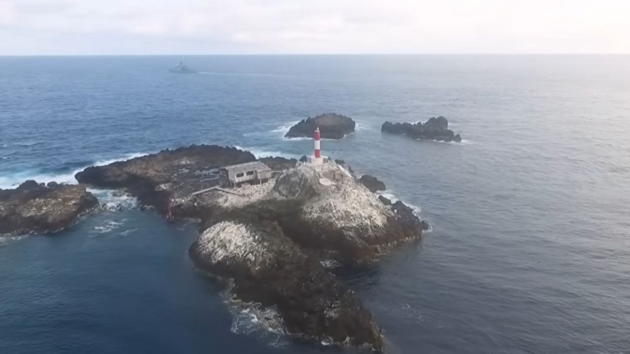 Archipiélago de San Pedro y San Pablo: manto terrestre, temblores constantes, estación científica y rescate del italiano explican la importancia del lugar.