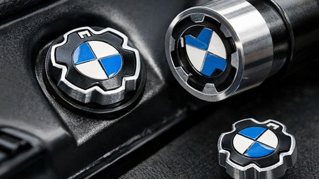 BMW registra patente automotiva de parafuso exclusivo e reacende debate sobre direito ao reparo e manutenção veicular.