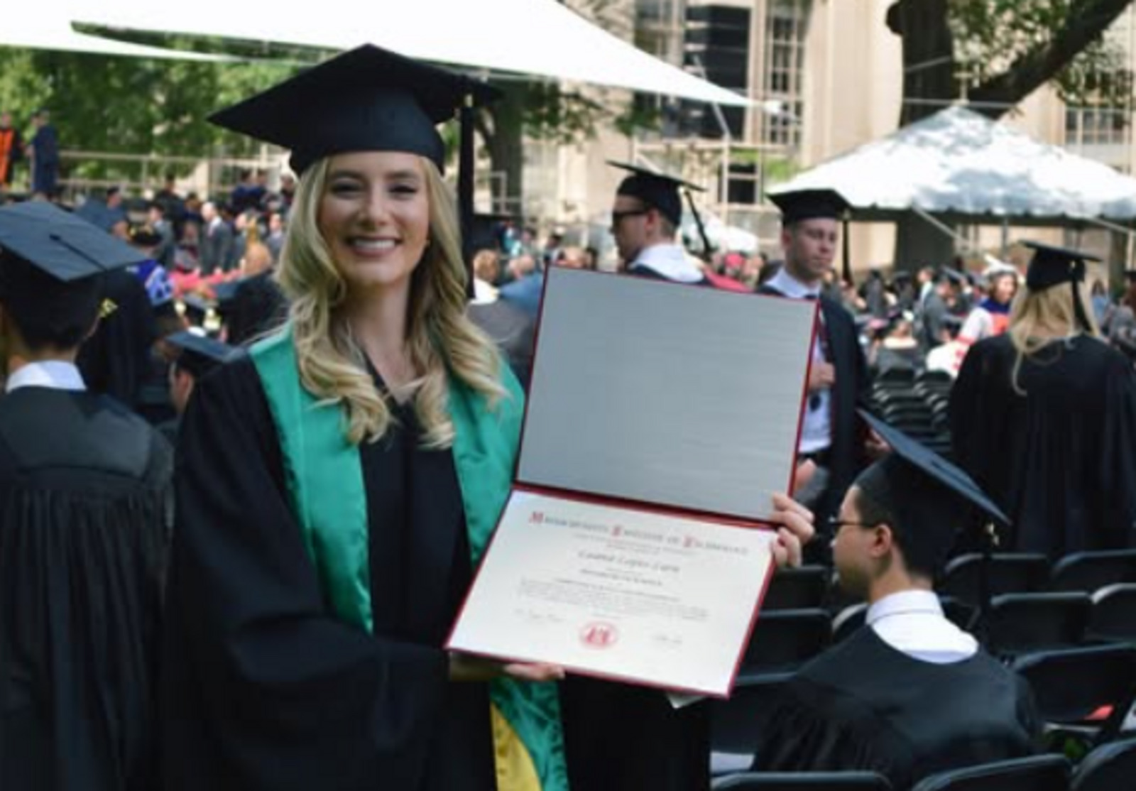 Bilionária, Jovem Brasileira, Luana