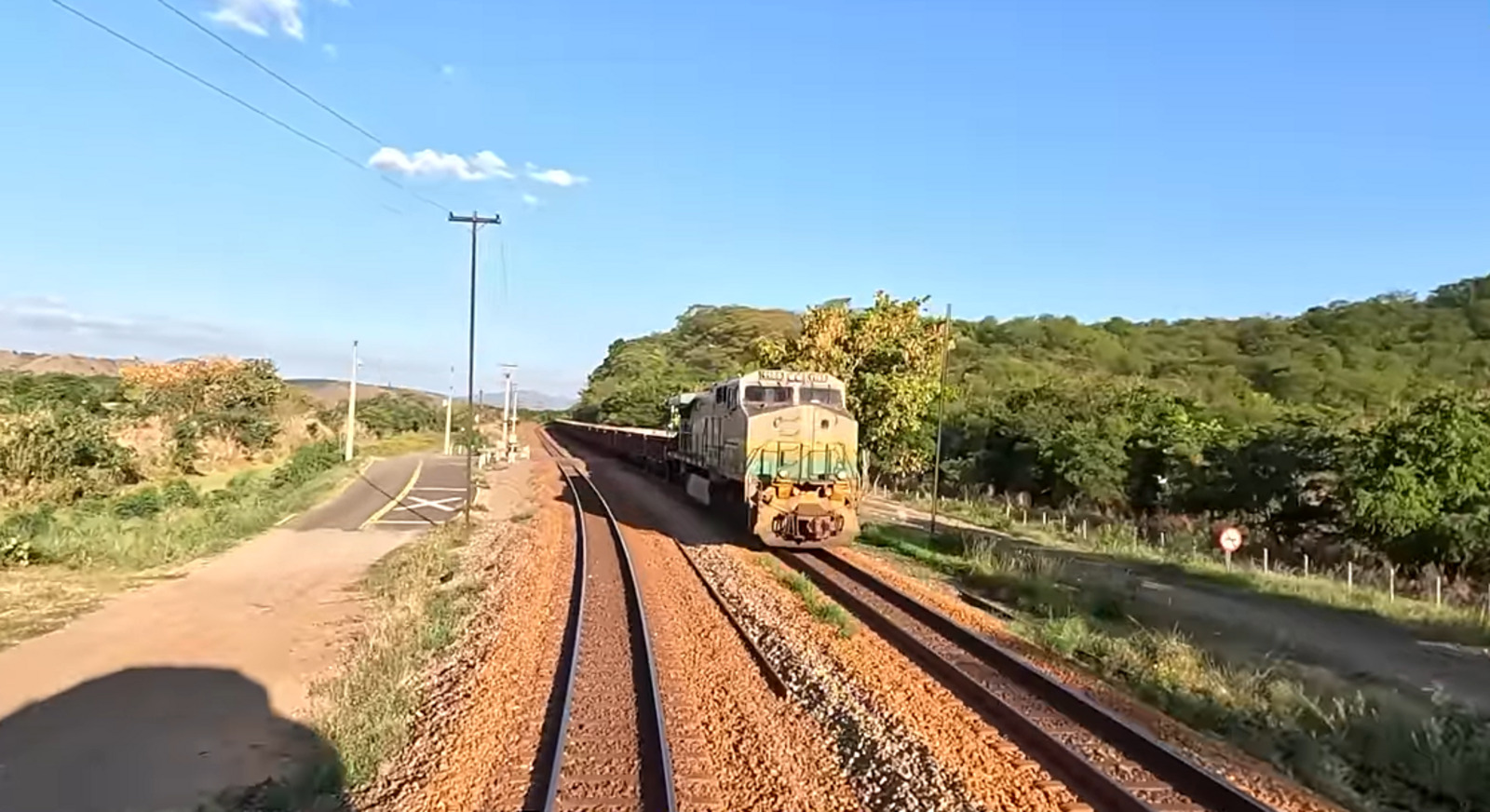 Ferrovia, Estrada, Interrupção