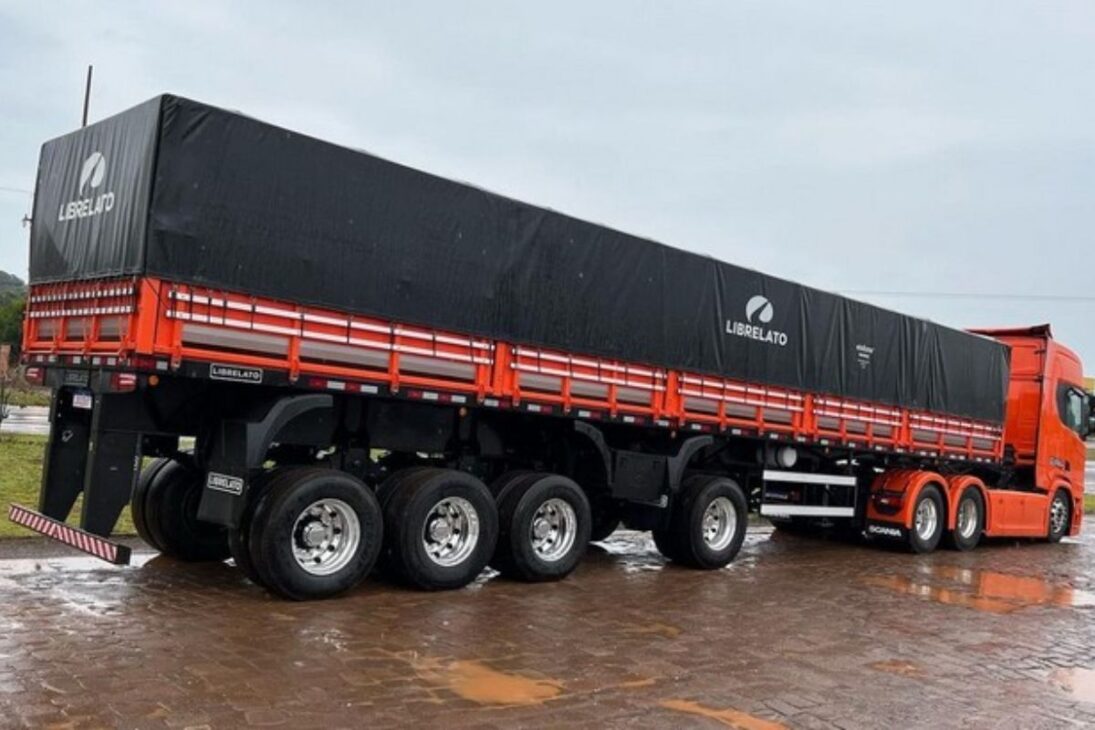 Carreta de cuatro ejes puede rodar legalizada en Brasil, cuarto eje gana reglas claras, evita multa y confiscación en cargas pesadas en el transporte por carretera.