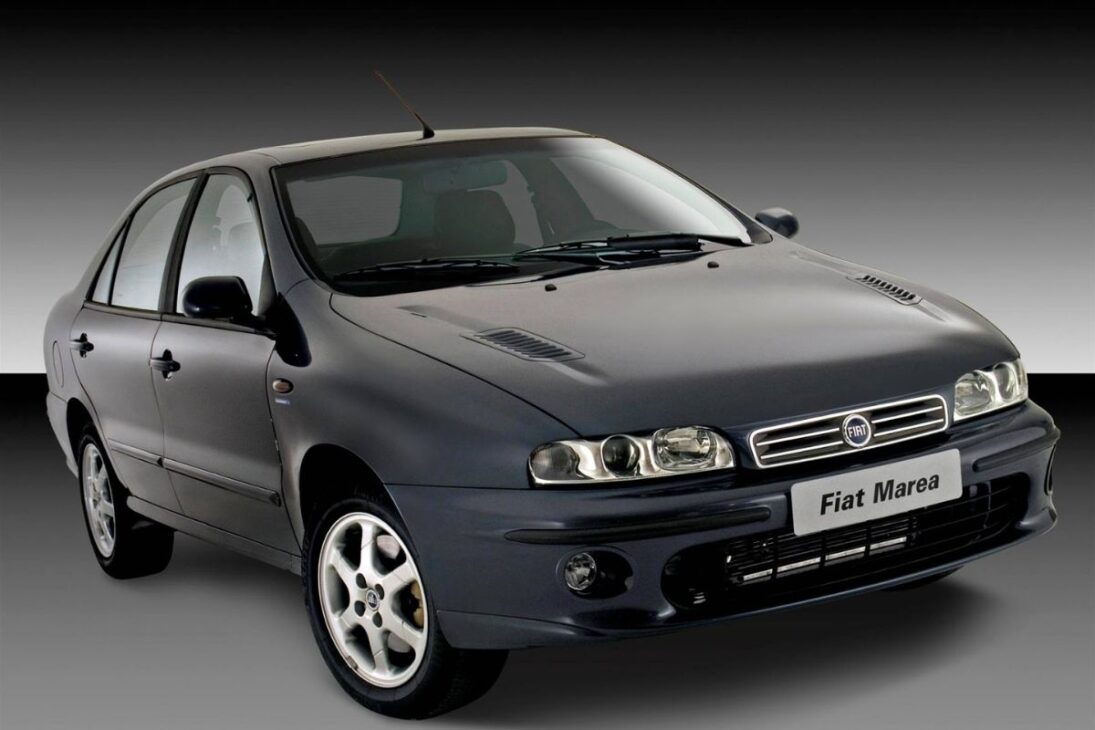 Vea por qué coches que eran un sueño de consumo como Fiat Marea, EcoSport Powershift, Peugeot 206 y Chevrolet Captiva se convirtieron en bombas costosas en las tiendas de usados.